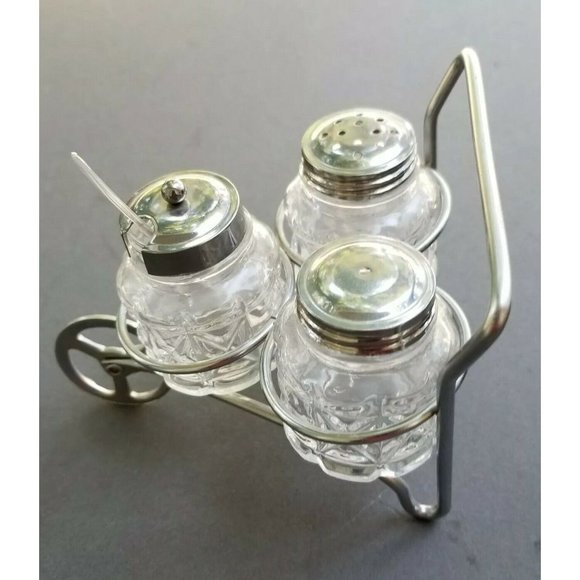 Salt and Pepper in a Metal Cart Holder Caddy M331 Anchor Hocking Vintage - Picture 5 of 8